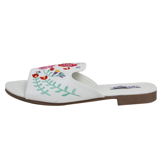 White Flower Embroidered Open Toe Slip On Sandal - Picture 3 of 6